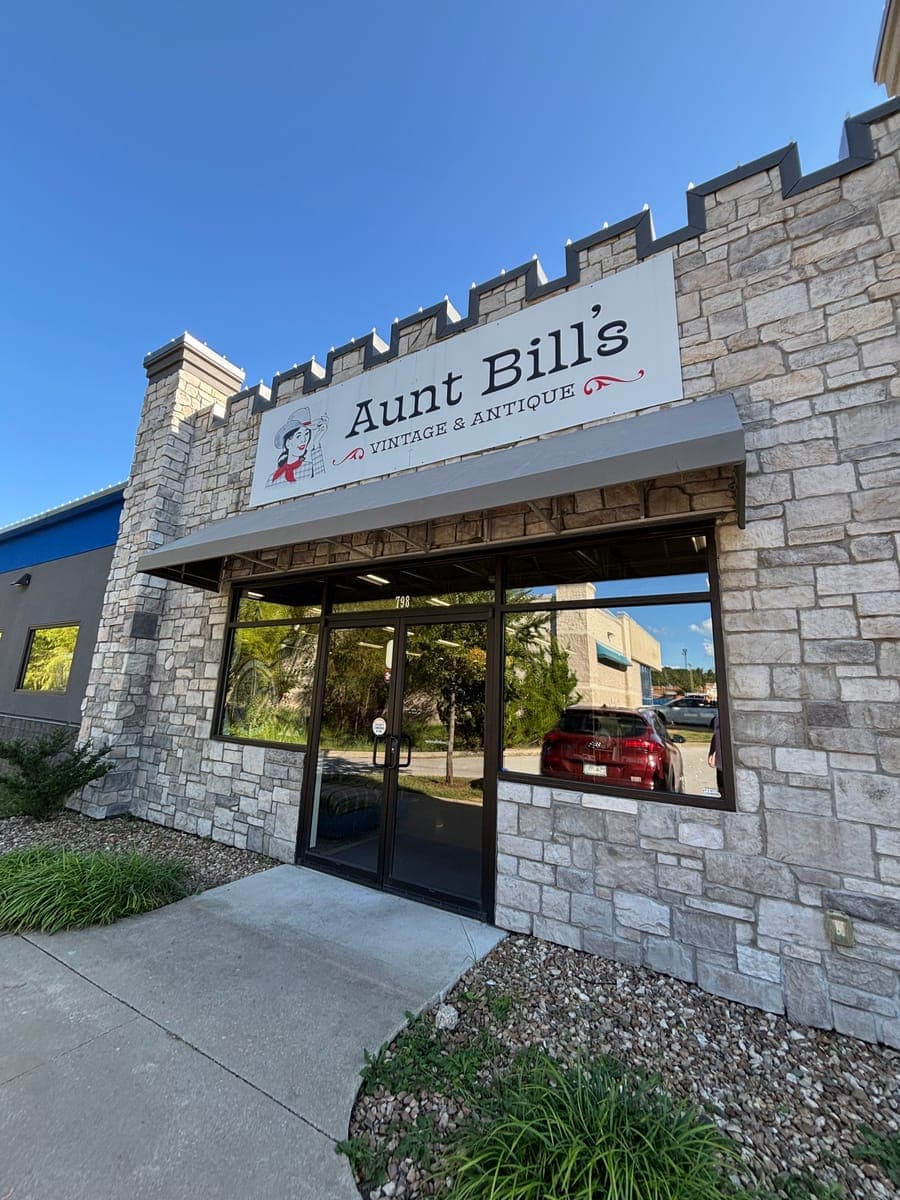 Aunt Bill's Vintage and Antique