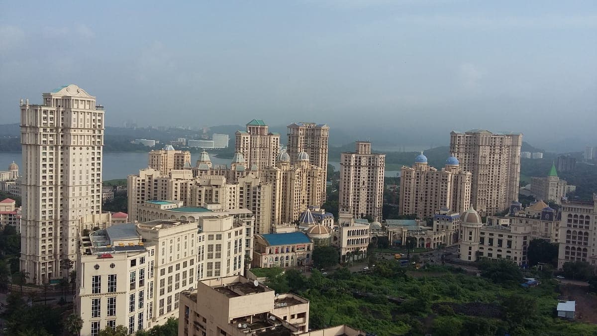 Powai Lake & Hiranandani Gardens