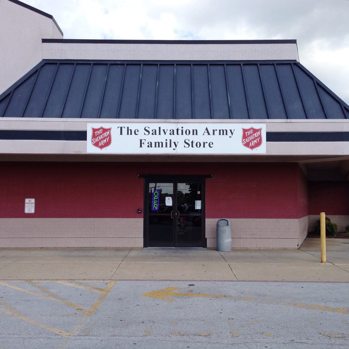 Salvation Army Thrift Store – Rogers