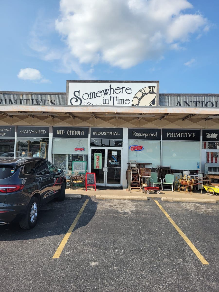 Somewhere in Time Antique Mall