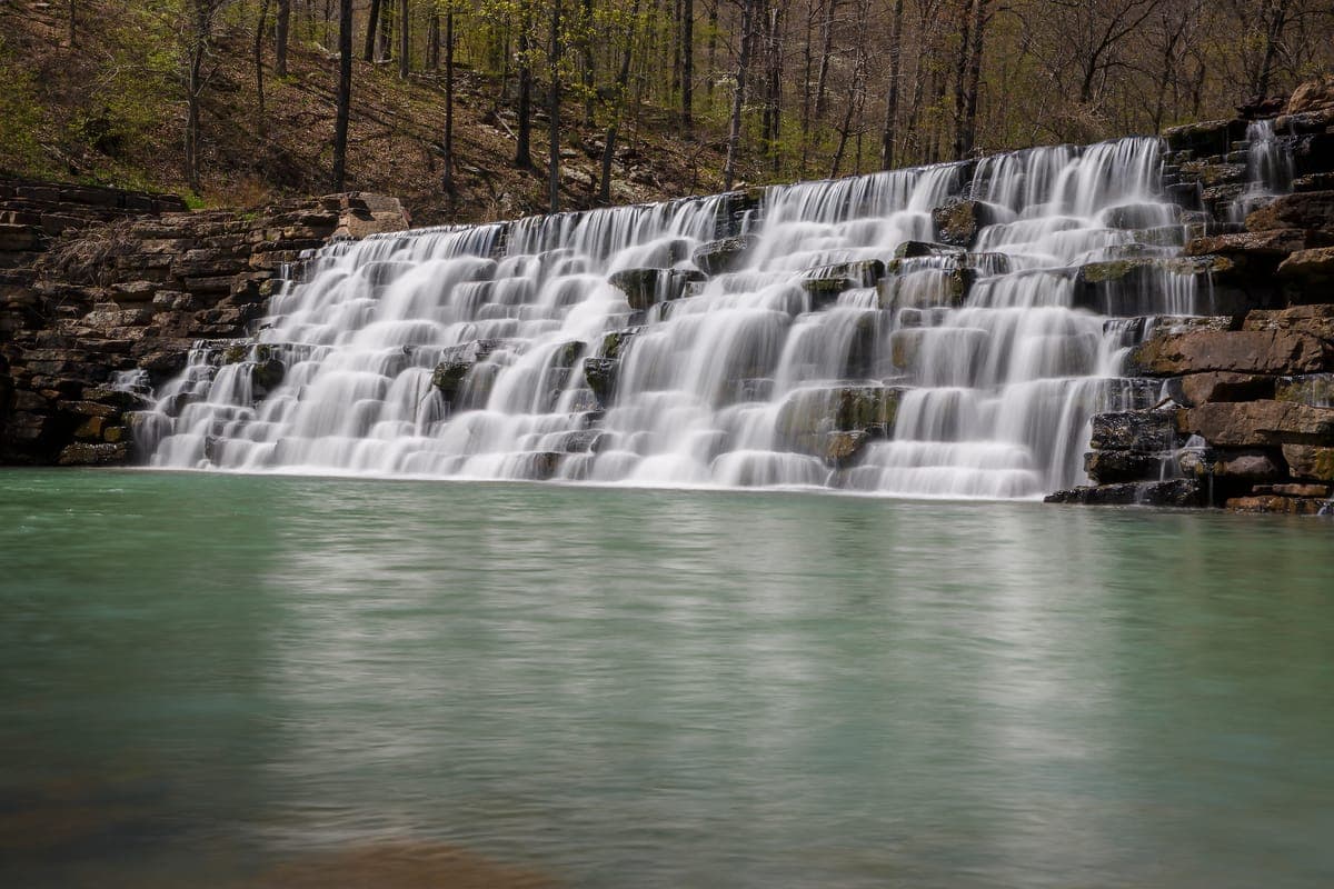 Yellow Rock Trail – Devil's Den State Park